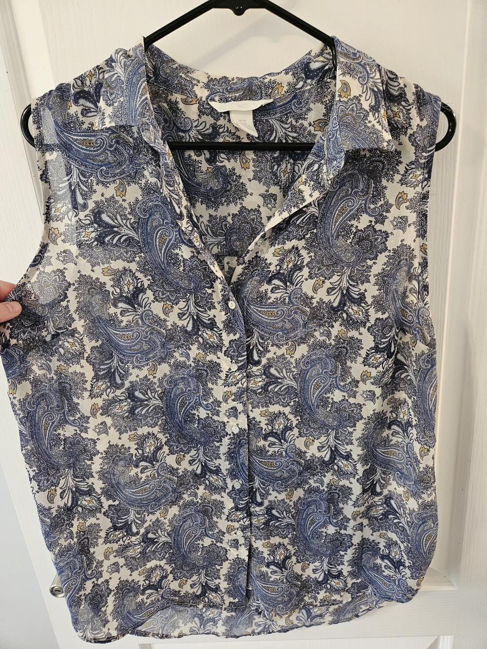 H&M Blue Paisley Sleeveless Blouse